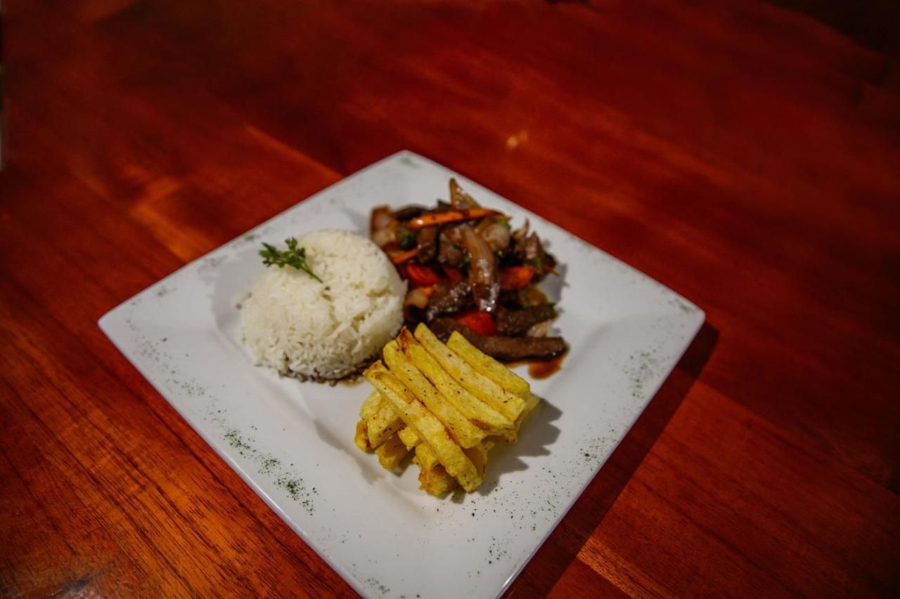 Los Gavilanes Hotel Pucallpa Kültér fotó