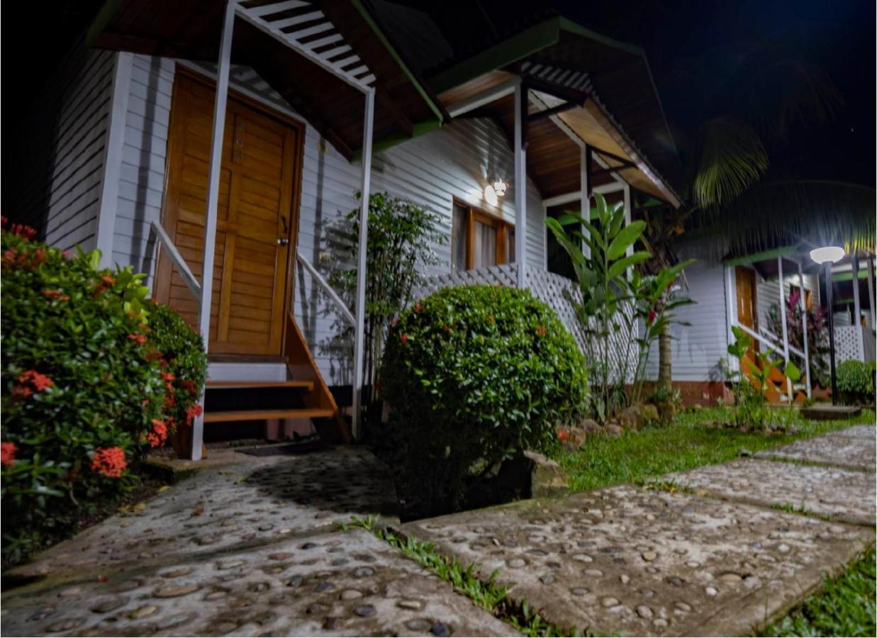 Los Gavilanes Hotel Pucallpa Kültér fotó
