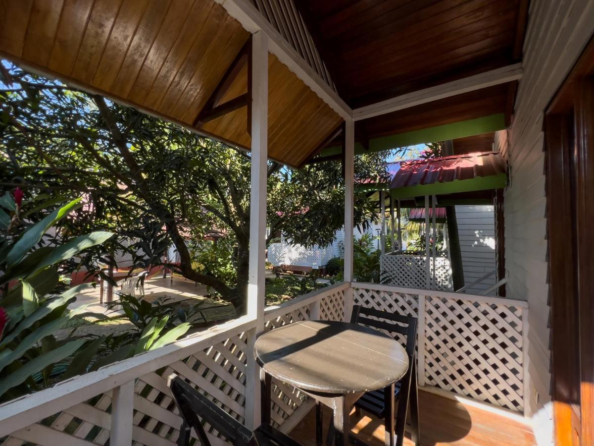 Los Gavilanes Hotel Pucallpa Kültér fotó