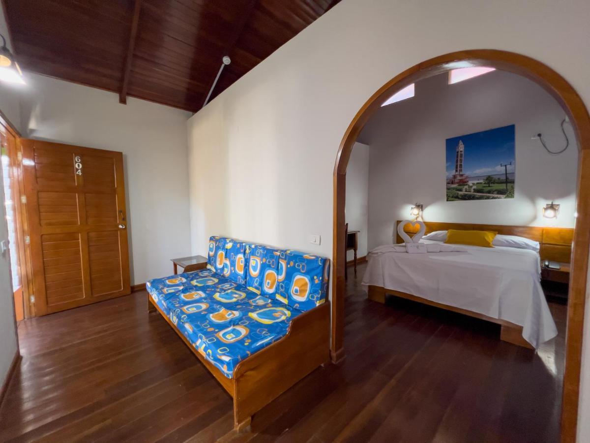 Los Gavilanes Hotel Pucallpa Kültér fotó
