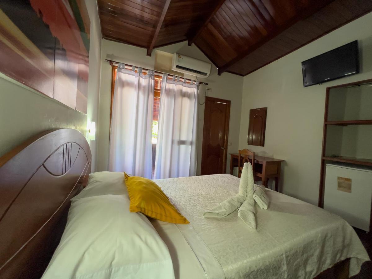 Los Gavilanes Hotel Pucallpa Kültér fotó