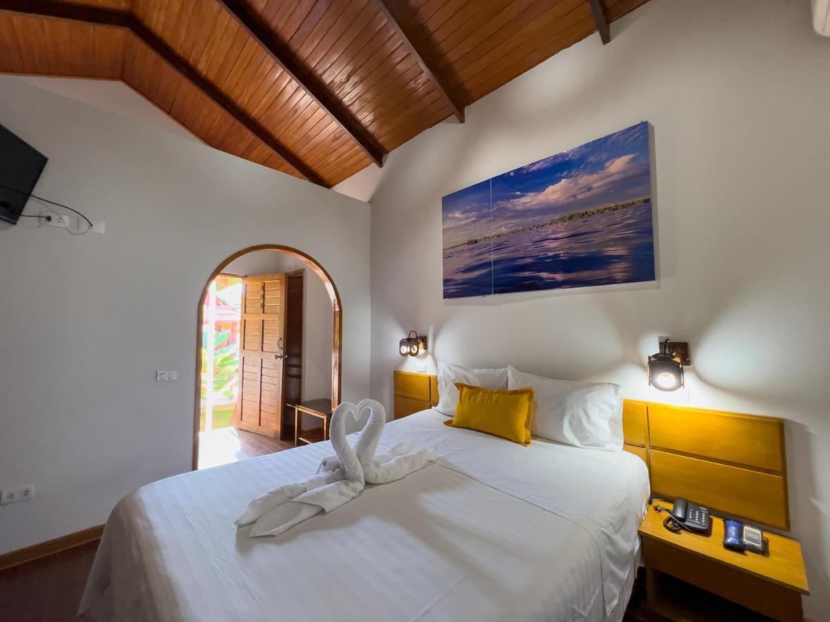 Los Gavilanes Hotel Pucallpa Kültér fotó