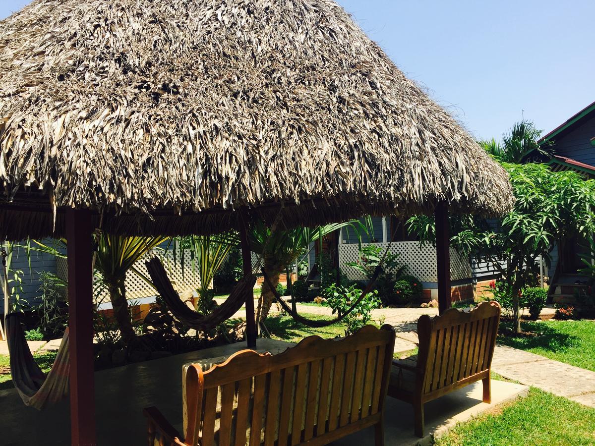 Los Gavilanes Hotel Pucallpa Kültér fotó